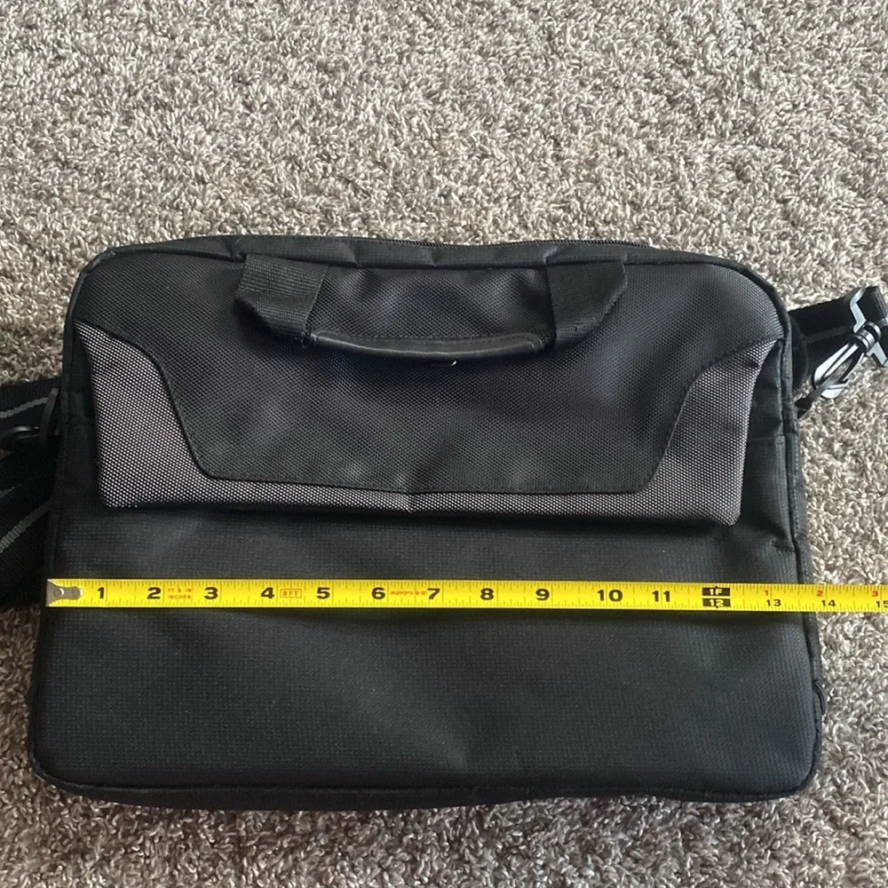 Solo New York EUC Padded 14” Laptop Black Shoulder Bag Briefcase
